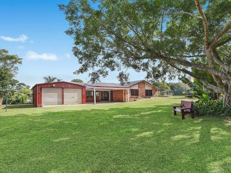 2 Ironbark Road, LITTLE MOUNTAIN QLD 4551 - photo 6