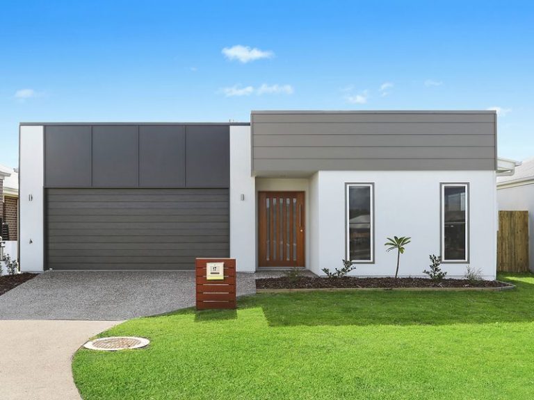 17 Pearl Crescent, CALOUNDRA WEST QLD 4551 - photo 2