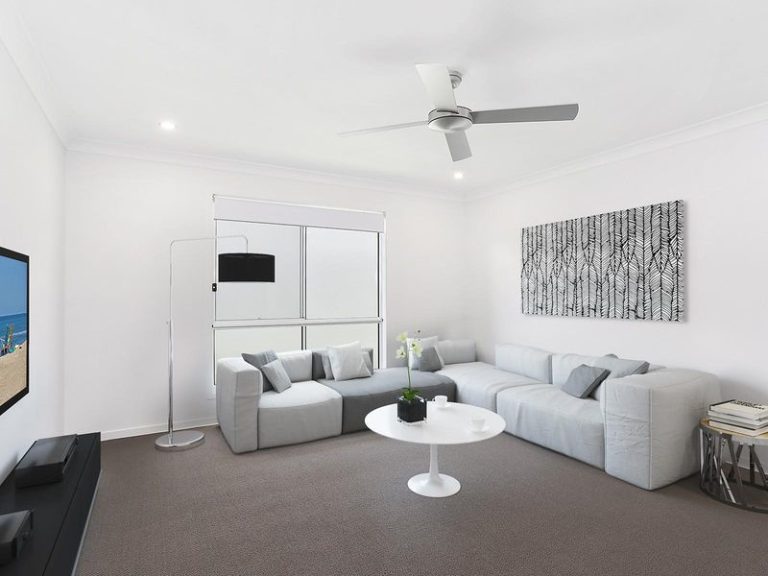 17 Pearl Crescent, CALOUNDRA WEST QLD 4551 - photo 3