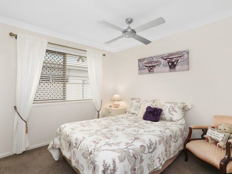 17 Riverstone Crescent, LITTLE MOUNTAIN QLD 4551 - photo 5