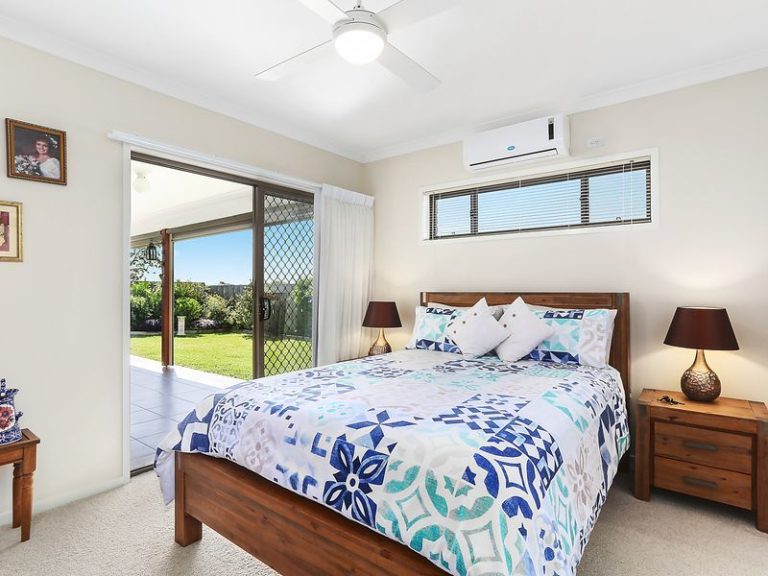 9 Leeside Street, LITTLE MOUNTAIN QLD 4551 - photo 4