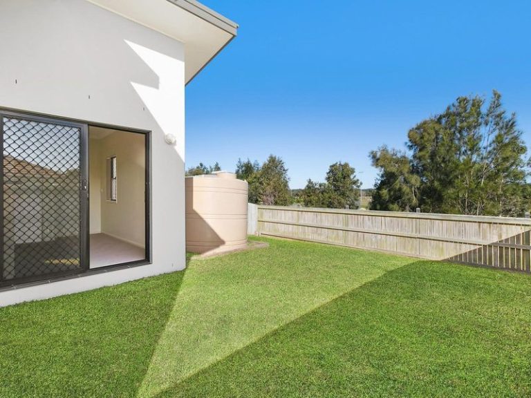 25 Wilkiea Street, MERIDAN PLAINS QLD 4551 - photo 4