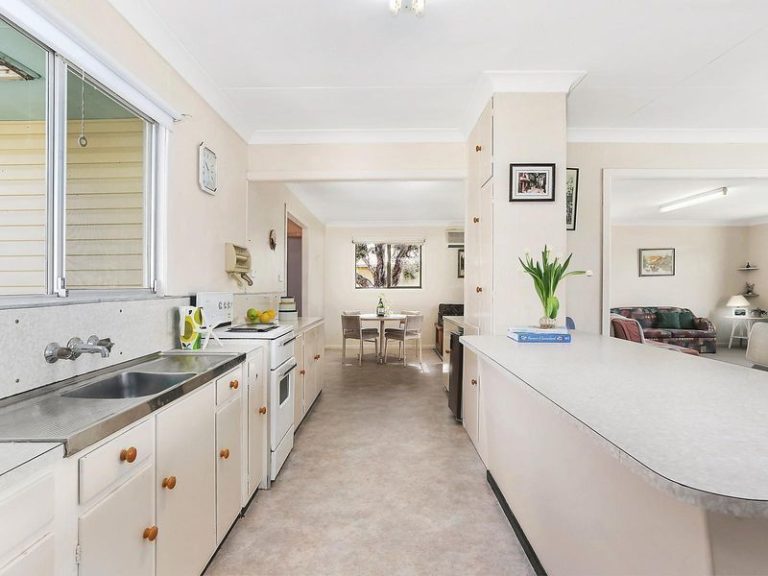 30 Bungama Street, MAROOCHYDORE QLD 4558 - McGrath Coast & Hinterland