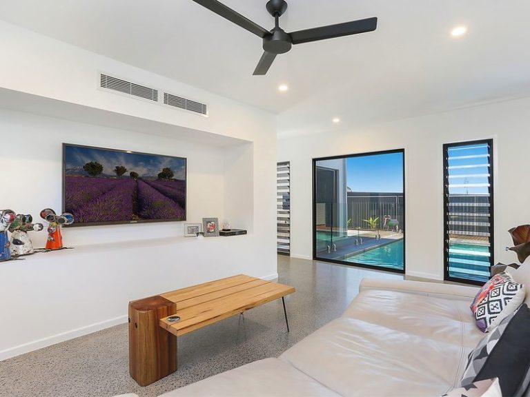 Sold - 6 Vaymont Place - New Property in LITTLE MOUNTAIN - Real Estate by Jodie Hedley-Ward