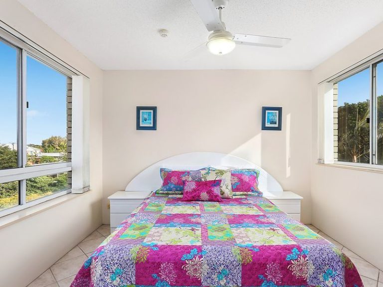2/44 Esplanade, GOLDEN BEACH QLD 4551 - photo 4
