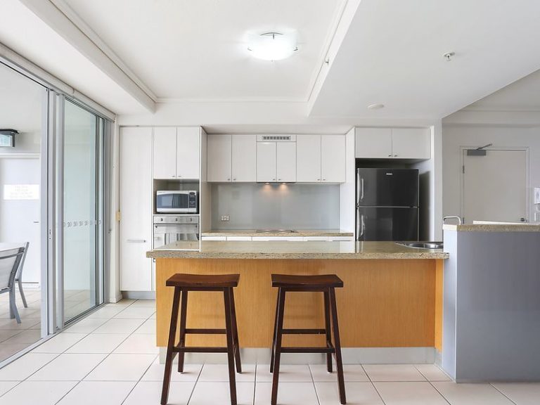2053/80 Lower Gay Terrace, CALOUNDRA QLD 4551 - photo 3