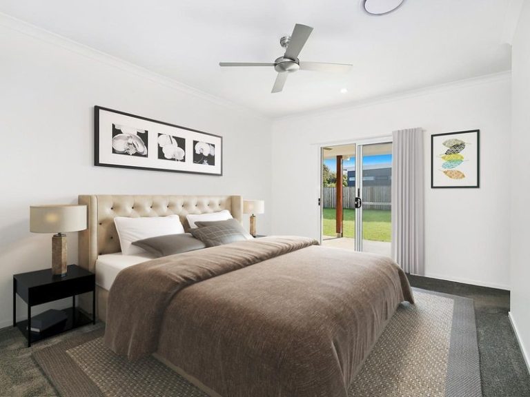 18 Mantis Crescent, CALOUNDRA WEST QLD 4551 - photo 5