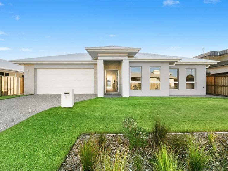 18 Mantis Crescent, CALOUNDRA WEST QLD 4551 - photo 9
