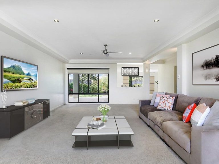 1 Bonaire Court, KAWANA ISLAND QLD 4575 - photo 5