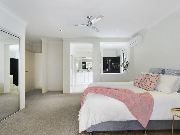 1 Bonaire Court, KAWANA ISLAND QLD 4575 - photo 6