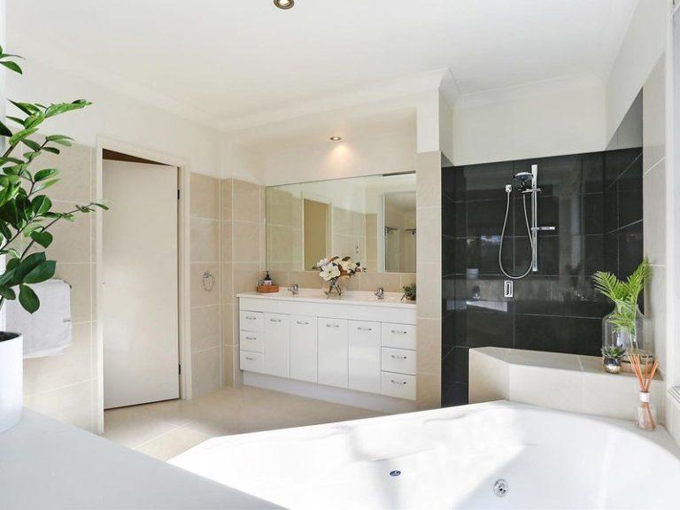 1 Bonaire Court, KAWANA ISLAND QLD 4575 - photo 7