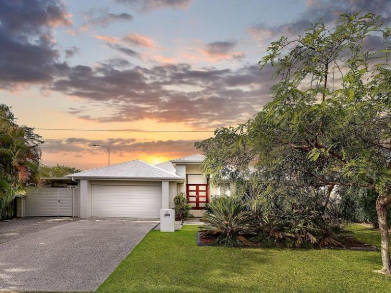 1 Bonaire Court, KAWANA ISLAND QLD 4575 - McGrath Coast & Hinterland
