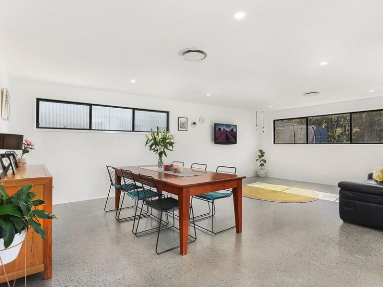 4 Vaymont Place, LITTLE MOUNTAIN QLD 4551 - photo 4
