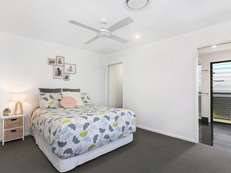4 Vaymont Place, LITTLE MOUNTAIN QLD 4551 - photo 7