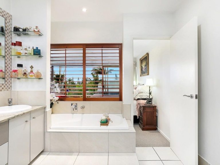 30/1 Grenada Way, KAWANA ISLAND QLD 4575 - photo 7