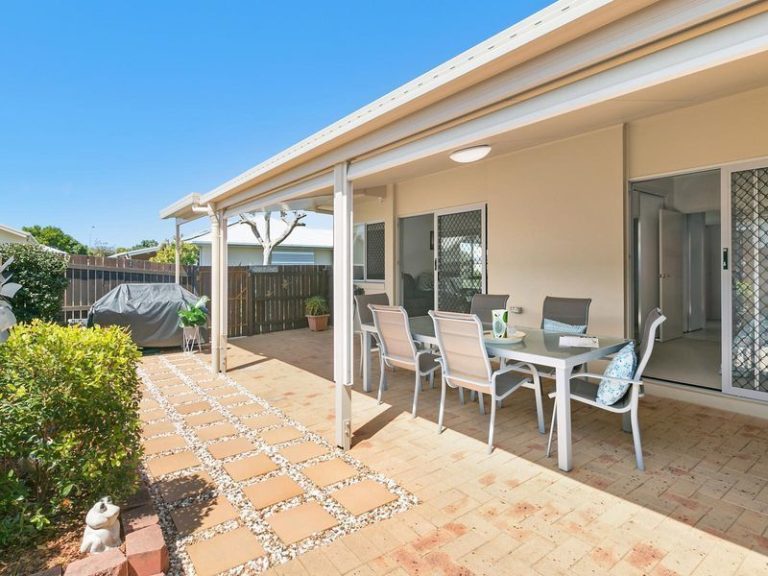 62/2 Grand Parade, KAWANA ISLAND QLD 4575 - photo 4