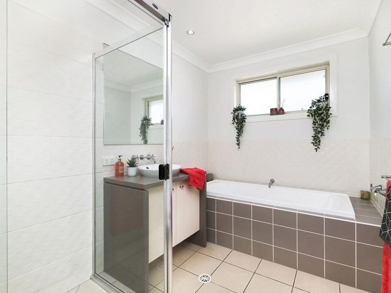 29 Little Mountain Drive, LITTLE MOUNTAIN QLD 4551 - photo 7