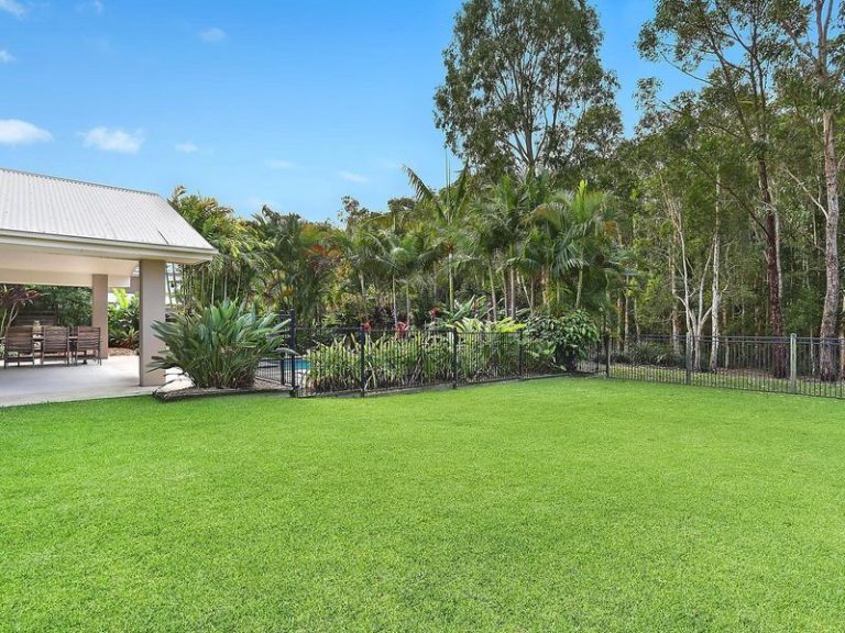 4 Midyim Court, MERIDAN PLAINS QLD 4551 - photo 4