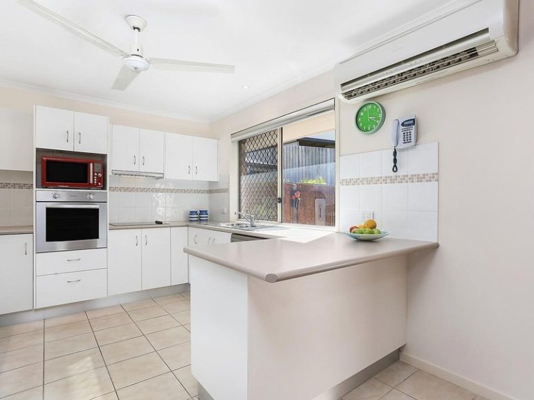 2/75 Caloundra Road, LITTLE MOUNTAIN QLD 4551 - photo 2