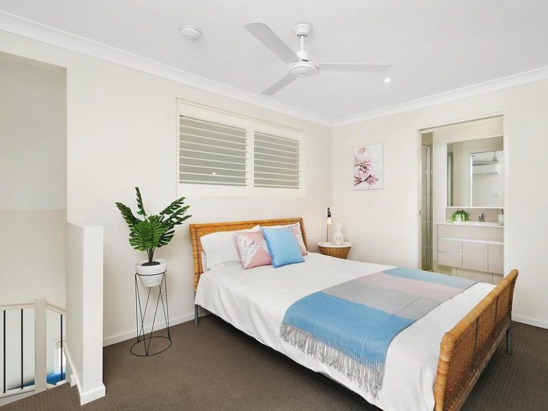 18 Golden Street, CALOUNDRA WEST QLD 4551 - photo 2