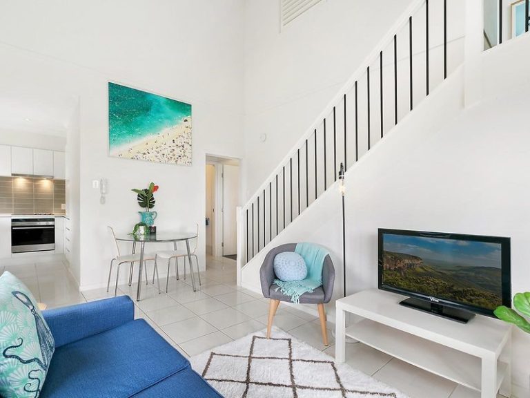 18 Golden Street, CALOUNDRA WEST QLD 4551 - photo 3