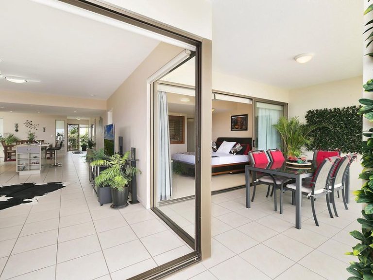 49/1 Grenada Way, KAWANA ISLAND QLD 4575 - photo 2