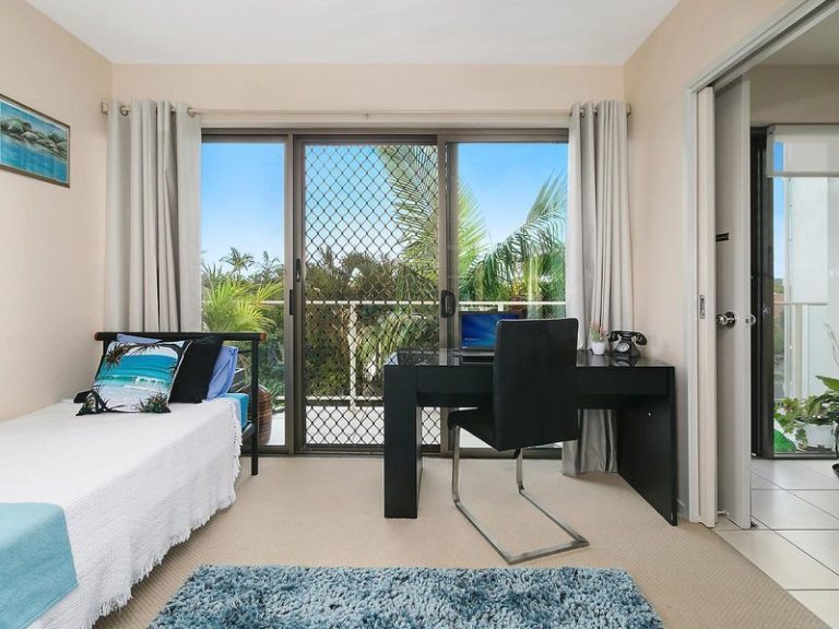 49/1 Grenada Way, KAWANA ISLAND QLD 4575 - photo 10