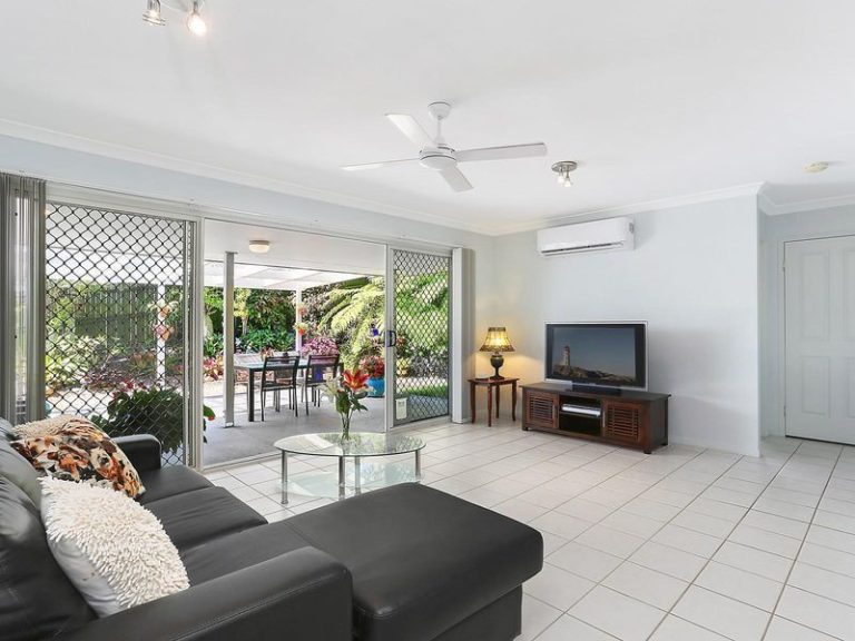 41 Bellevue Drive, LITTLE MOUNTAIN QLD 4551 - photo 4