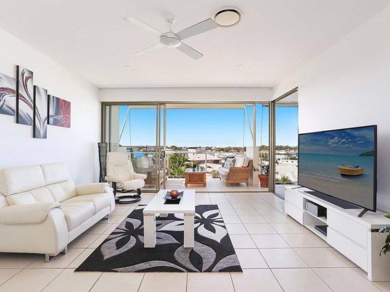 54/1 Grenada Way, KAWANA ISLAND QLD 4575 - photo 4