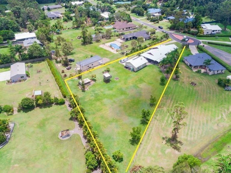 12 Bowerbird Place, LANDSBOROUGH QLD 4550 - photo 15
