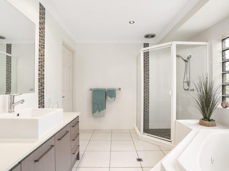 12 Bowerbird Place, LANDSBOROUGH QLD 4550 - photo 8