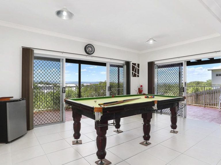 17 Hinterland Drive, LITTLE MOUNTAIN QLD 4551 - photo 10
