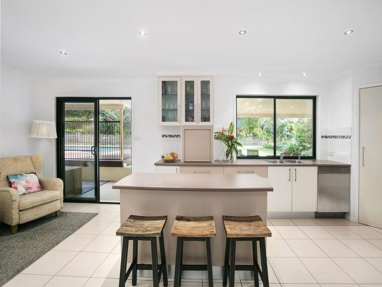 236 Glenview Road, GLENVIEW QLD 4553 - photo 5