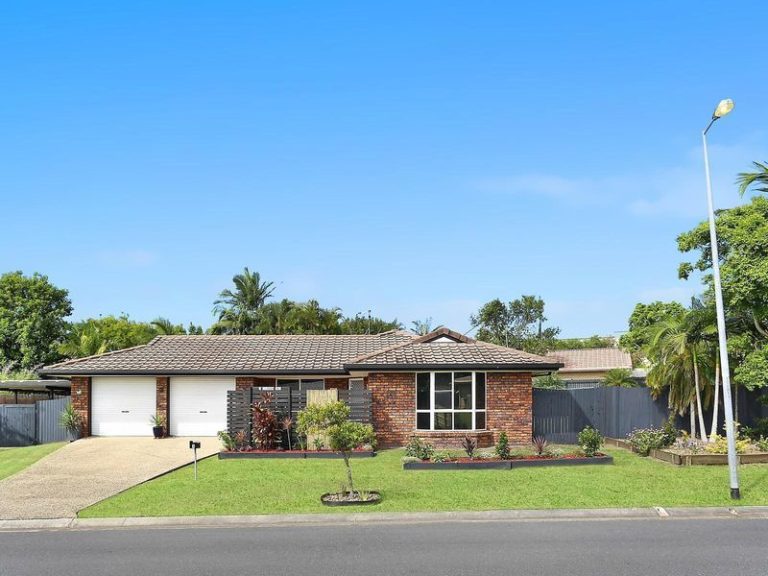 1 Coobah Court, CURRIMUNDI QLD 4551 - photo 2