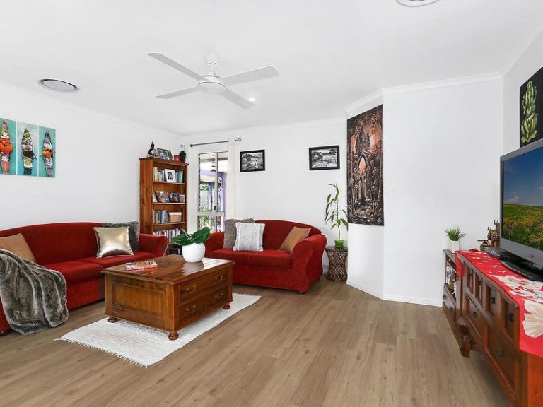 1 Coobah Court, CURRIMUNDI QLD 4551 - photo 3