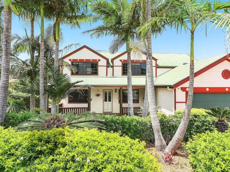 15 Boonabah Place, LITTLE MOUNTAIN QLD 4551 - photo 3