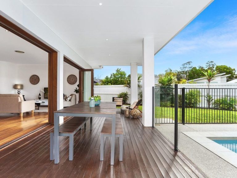 1 Nevis Court, KAWANA ISLAND QLD 4575 - photo 6