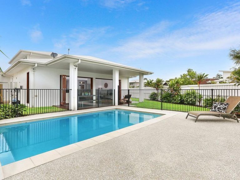 1 Nevis Court, KAWANA ISLAND QLD 4575 - McGrath Coast & Hinterland