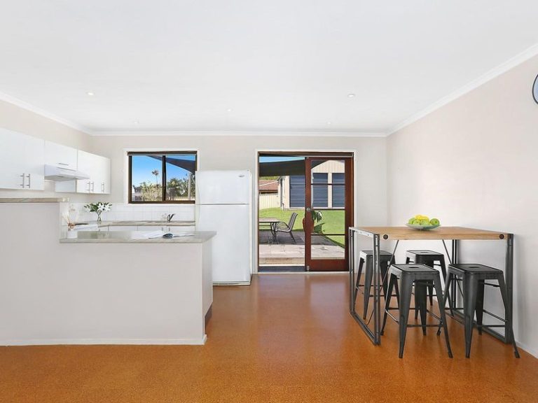 11 Albatross Avenue, AROONA QLD 4551 - photo 3
