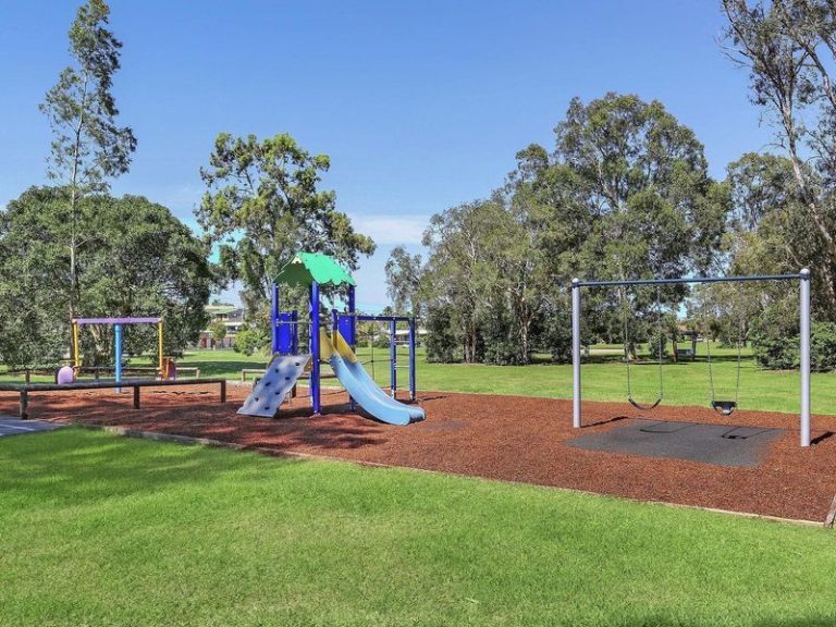 11 Albatross Avenue, AROONA QLD 4551 - photo 8