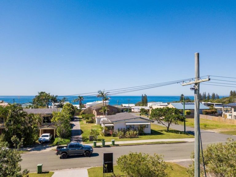 16 Albert Street, SHELLY BEACH QLD 4810 - photo 6