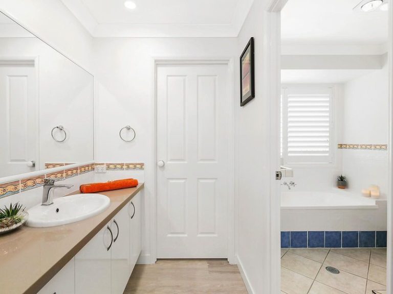 93 Coronation Avenue, GOLDEN BEACH QLD 4551 - photo 6