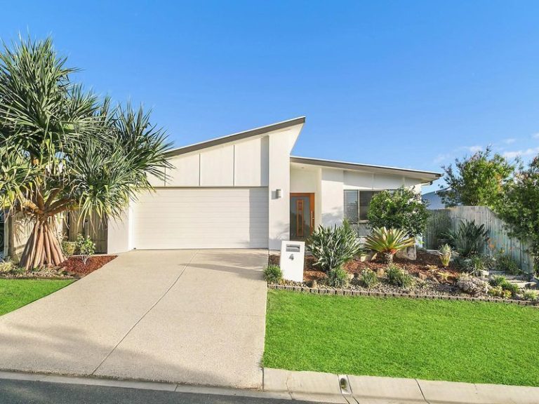 4 Riverstone Crescent, LITTLE MOUNTAIN QLD 4551 - photo 5