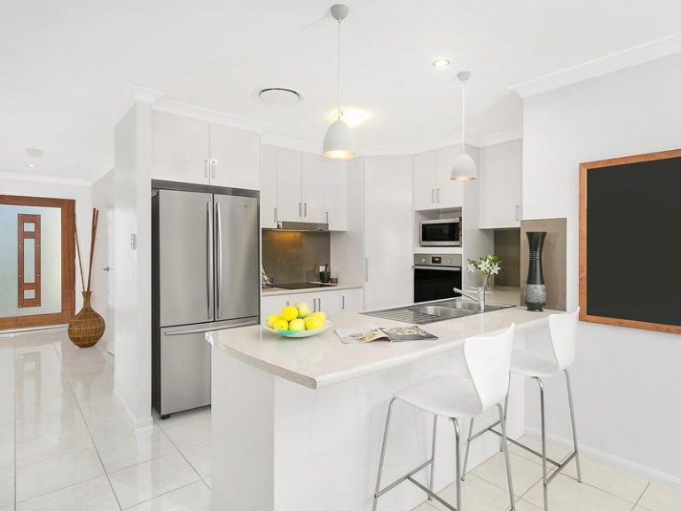 4 Riverstone Crescent, LITTLE MOUNTAIN QLD 4551 - McGrath Coast & Hinterland