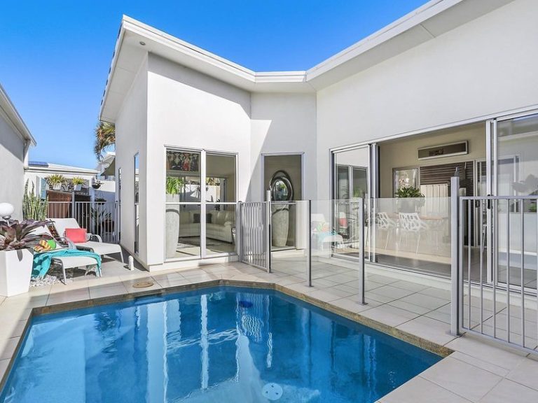 20 Tortola Place, KAWANA ISLAND QLD 4575 - McGrath Coast & Hinterland