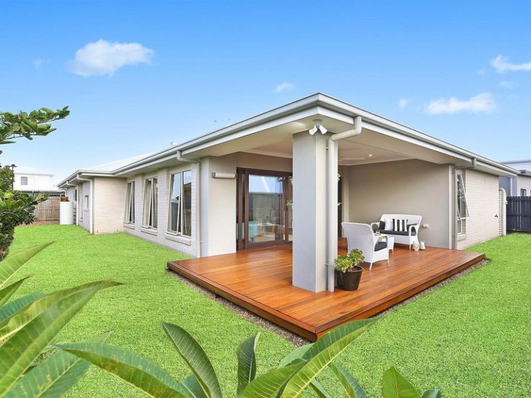 29 Verde Circuit, CALOUNDRA WEST QLD 4551 - photo 6