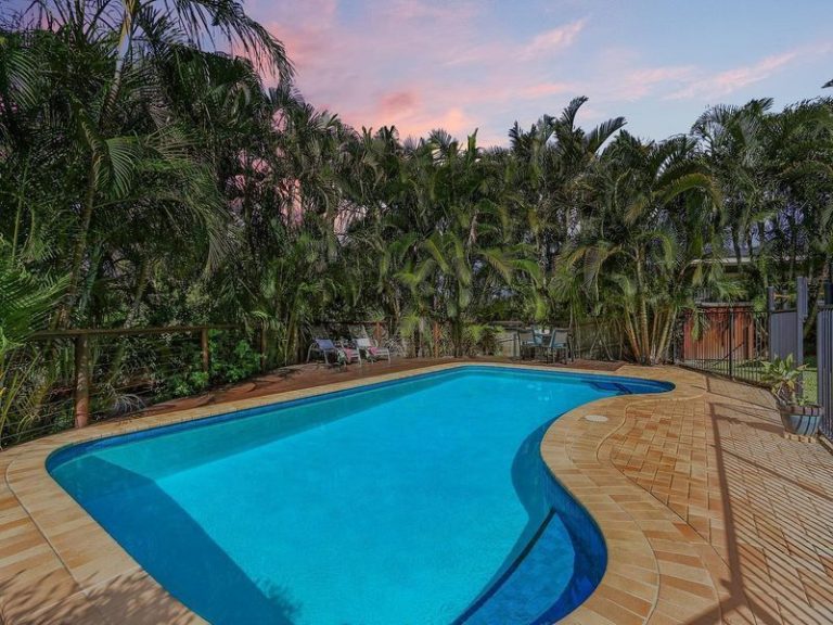 3 Daydream Court, BUDERIM QLD 4556 - photo 16
