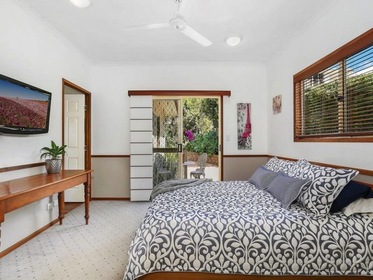 3 Daydream Court, BUDERIM QLD 4556 - photo 9