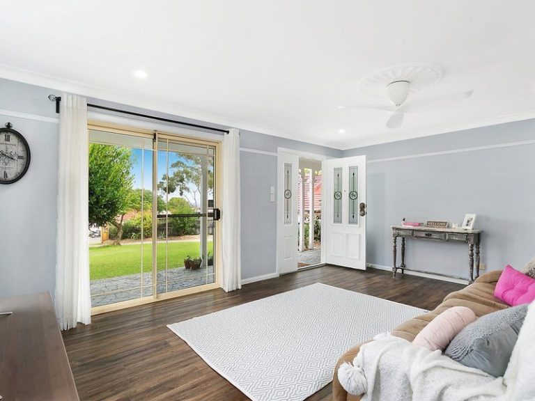 3 Hans Street, LITTLE MOUNTAIN QLD 4551 - photo 3