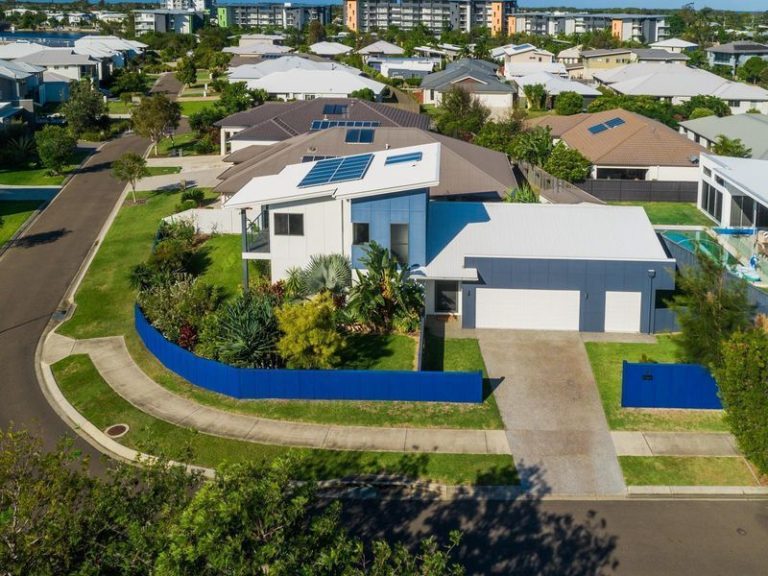 10 Headland Drive, BIRTINYA QLD 4575 - photo 12